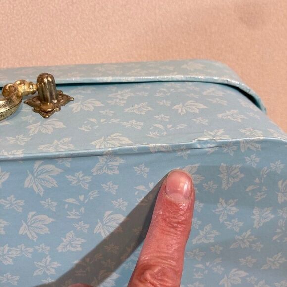 Vintage Shabby Chic "La Mode Parisien" Decor Storage Suitcase Paper Cottagecore - Picture 7 of 11